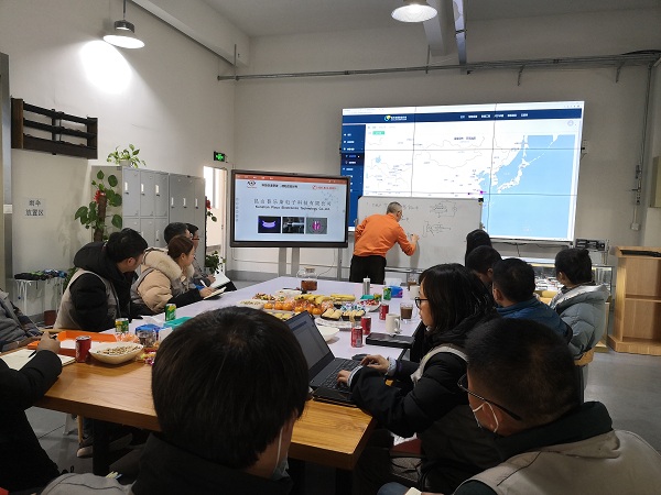 午夜精品久久久午夜电影网站机