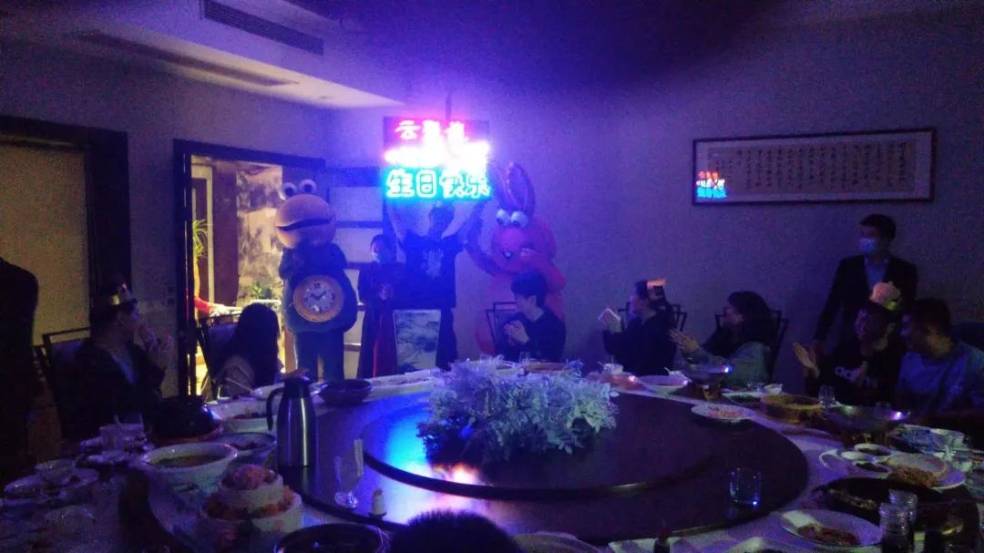 午夜精品久久久生日会