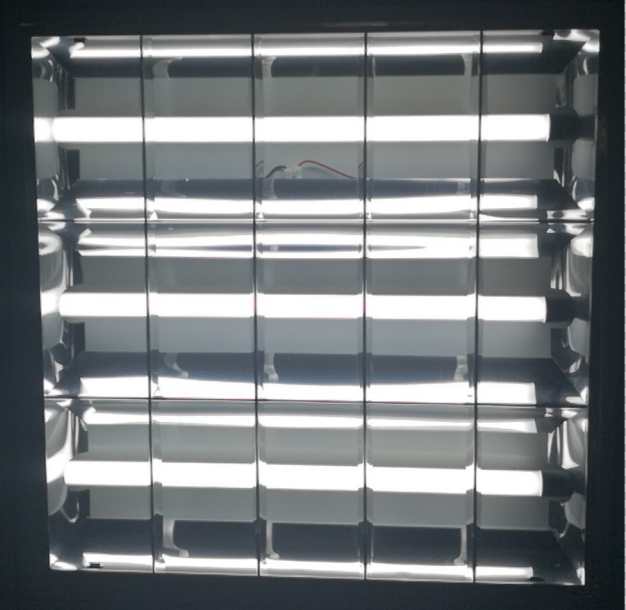 午夜电影网站机日光灯