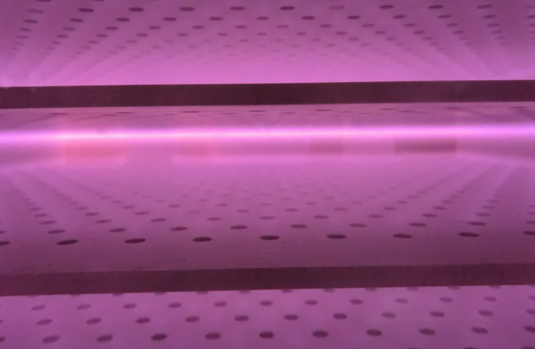 水平电极容性耦合射频午夜电影网站机放电