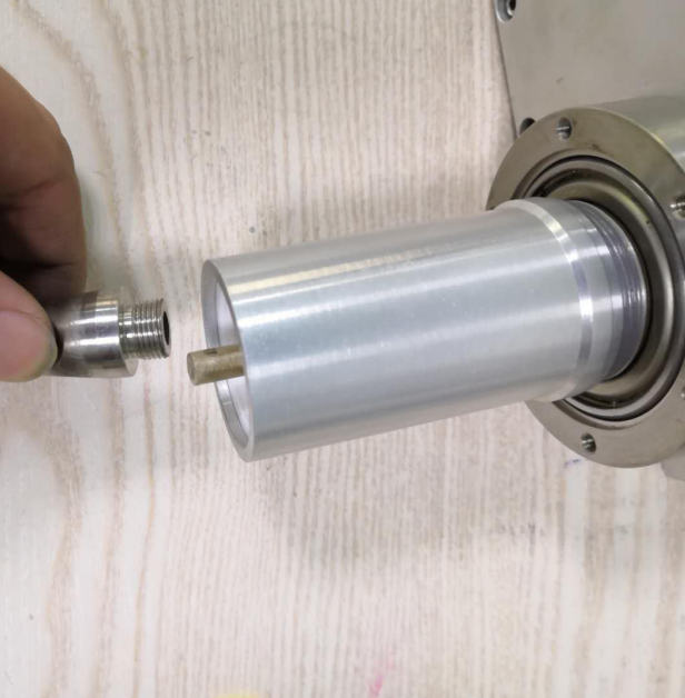 更换常压等离子处理机内电极-午夜精品久久久午夜电影网站机