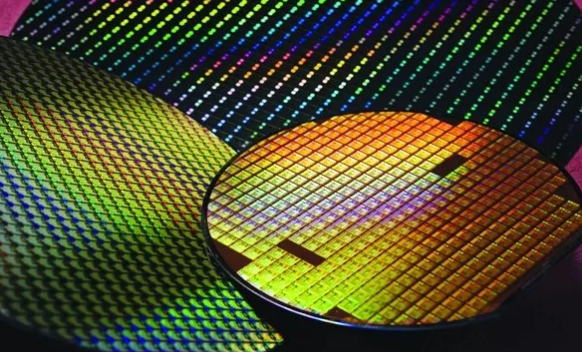 中芯国际宣布在科创板申请上市，午夜精品久久久午夜电影网站机观察