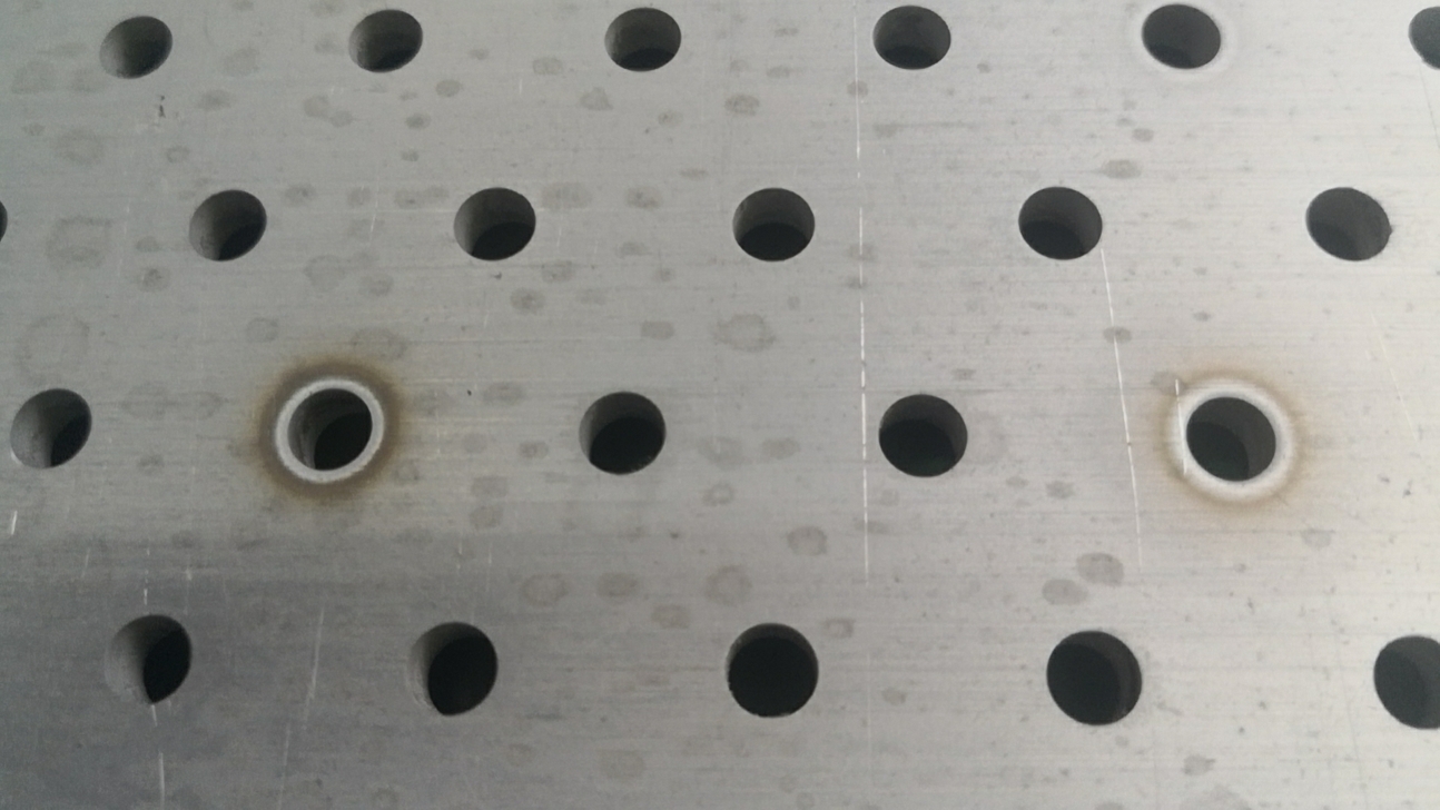 【午夜精品久久久】午夜电影网站机电极板上可见的污染物