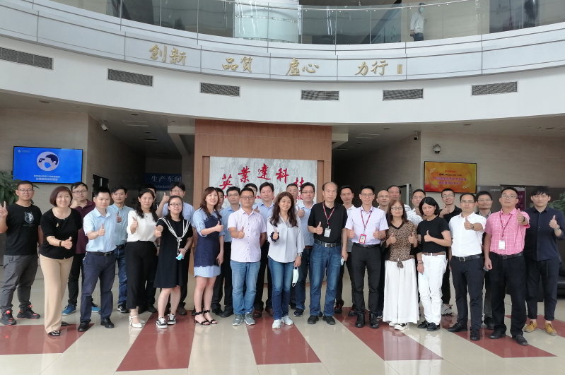 午夜精品久久久